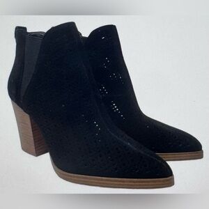 MARC FISHER Arwen Suede Perforated Pull On Ankle Booties Boots Black 6.5